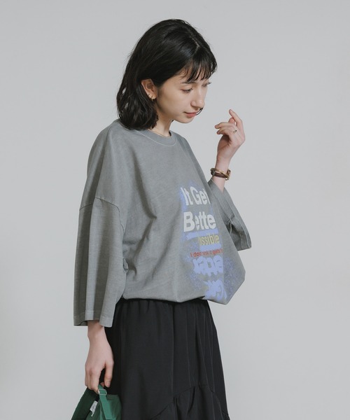Chick(チック)の「Printed Crew-Neck Oversized T-Shirt / プリントデザイン クルーネックビッグTシャツ 2026年 夏 夏服(Tシャツ/カットソー・レディース・ベージュ/グレー・FREE)」の13枚目の写真