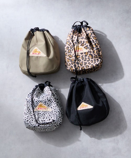 KELTY（ケルティ）の「[KELTY/ケルティ] ES 巾着 ショルダーバッグ（ショルダーバッグ・レディース・アニマル/ブラック/ベージュ/レオパード・ONE SIZE）」の17枚目の写真