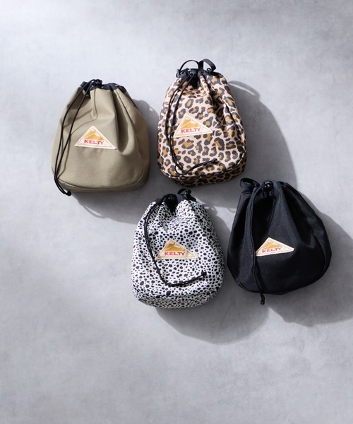 KELTY（ケルティ）の「[KELTY/ケルティ] ES 巾着 ショルダーバッグ（ショルダーバッグ・レディース・アニマル/ブラック/ベージュ/レオパード・ONE SIZE）」の18枚目の写真