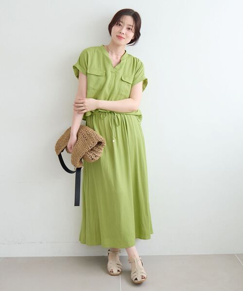 le.coeur blanc(ルクールブラン)の「リネンライクフロントポケットワンピース(ワンピース・レディース・アイボリー/ライトグリーン/チャコールグレー/モカ・38)」の5枚目の写真