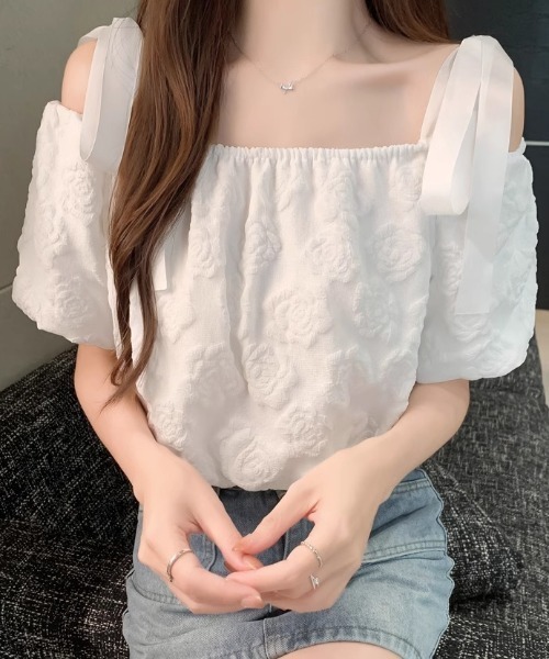 Teem Store（チームストア）の「リボンショルダー フラワージャガード オフショルトップス（シャツ/ブラウス・レディース・ホワイト・S/M）」の9枚目の写真