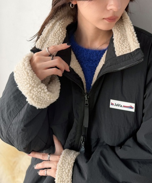 Java(ジャバ)の「《JaVaジャバコラボ》1枚で2倍かわいい。気分に合わせて着こなす。ほっこり暖かジップリバーシブルボアブルゾン(ブルゾン・レディース・ブラウン/ブルー/ブラック/アイボリー・LARGE/MEDIUM/SMALL/X-LARGE)」の1枚目の写真