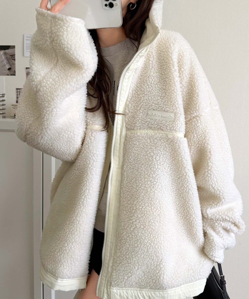 Java(ジャバ)の「《JaVaジャバコラボ》1枚で2倍かわいい。気分に合わせて着こなす。ほっこり暖かジップリバーシブルボアブルゾン(ブルゾン・レディース・ブラウン/ブルー/ブラック/アイボリー・LARGE/MEDIUM/SMALL/X-LARGE)」の16枚目の写真