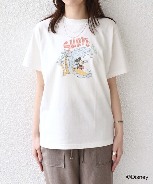 SHIPS Colors(シップス カラーズ)の「SHIPS Colors:〈洗濯機可能〉リンク ミッキー サーフ Tシャツ(Tシャツ/カットソー・レディース・ライトブルー/オフホワイト・ONE SIZE)」の11枚目の写真
