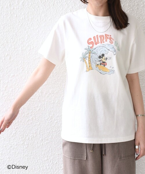 SHIPS Colors(シップス カラーズ)の「SHIPS Colors:〈洗濯機可能〉リンク ミッキー サーフ Tシャツ(Tシャツ/カットソー・レディース・ライトブルー/オフホワイト・ONE SIZE)」の13枚目の写真
