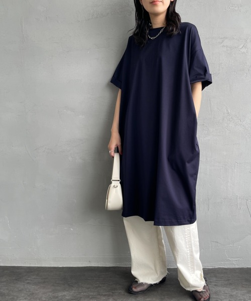 mizuiroind（ミズイロインド）の「[mizuiro ind/ミズイロインド] ロールスリーブ ワイドシルエットワンピース（ワンピース・レディース・グレイッシュベージュ/ネイビー/オフホワイト/ブラック・F）」の8枚目の写真