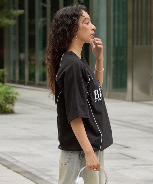 MONO-MART(モノマート)の「【FC BARCELONA/FCバルセロナ】別注ドローコードラグラン袖サッカーゲームデザインTシャツ(Tシャツ/カットソー・メンズ・オートミール/ブラック/ダークネイビー/ワイン/ブラウン・M/L)」の12枚目の写真