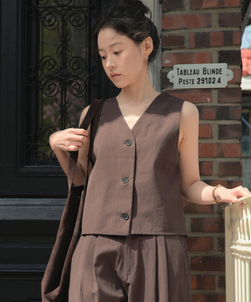 WEDNESDAYOASISFORWOMEN（ウェンズデー オアシス フォー ウーマン）の「ブライトン コットンベスト_DARK BROWN(WB6OT08)（ベスト・レディース・ダークブラウン・SMALL/MEDIUM）」の3枚目の写真