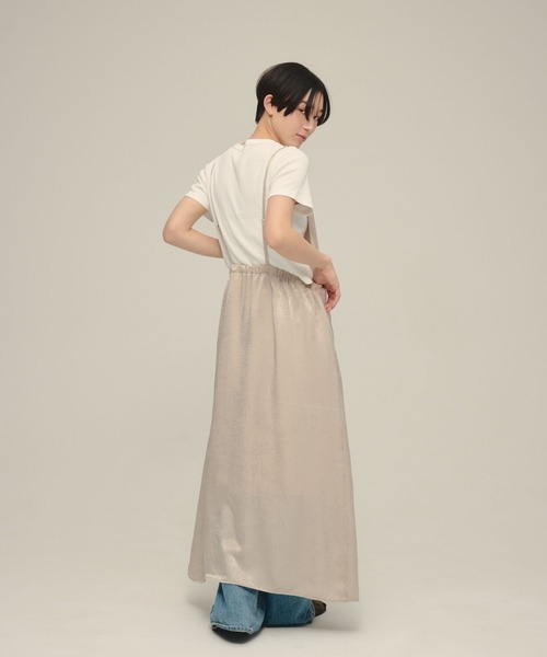 eL(エル)の「【eL】Satin Salopette One-piece/668776(ワンピース・レディース・ブラック/ベージュ・FREE)」の9枚目の写真