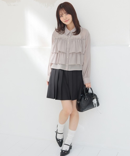 Honeys(ハニーズ)の「ショート丈フリルシャツ(シャツ/ブラウス・レディース・ベージュ系その他/ホワイト×ブルー/ブラック×グレー・S/M/L)」の14枚目の写真