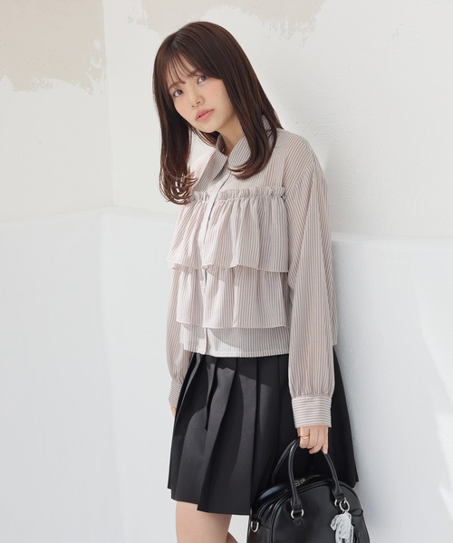 Honeys(ハニーズ)の「ショート丈フリルシャツ(シャツ/ブラウス・レディース・ベージュ系その他/ホワイト×ブルー/ブラック×グレー・S/M/L)」の16枚目の写真