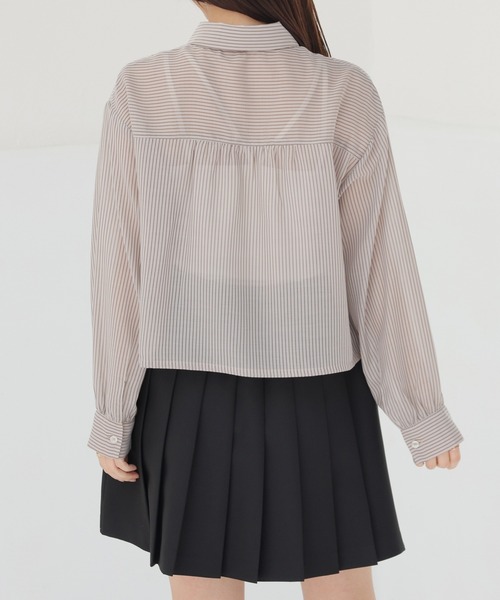 Honeys(ハニーズ)の「ショート丈フリルシャツ(シャツ/ブラウス・レディース・ベージュ系その他/ホワイト×ブルー/ブラック×グレー・S/M/L)」の20枚目の写真