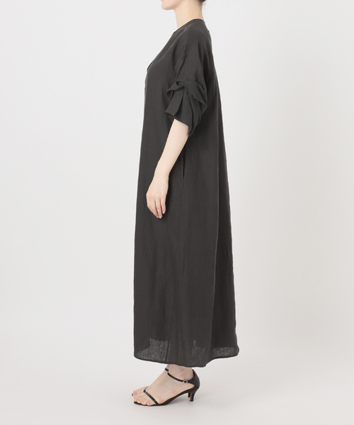 Spick & Span(スピックアンドスパン)の「TICCA リネンツイストスリーブワンピース(ワンピース・レディース・ブラック系その他/ブラウン・FREE)」の4枚目の写真