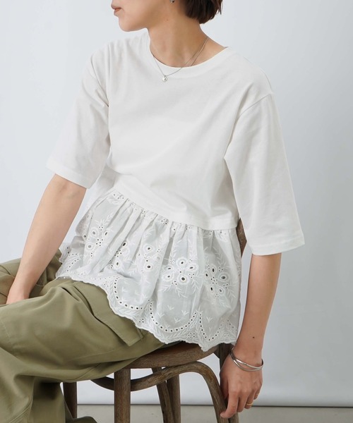 LUCA/LADY LUCK LUCA（ルカ/レディラックルカ）の「LC/LLL コットンレースドッキングプルオーバー（Tシャツ/カットソー・レディース・オフホワイト/チャコールグレー/ライトイエロー・FREE）」の2枚目の写真