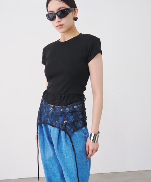 SOEMIN(ソミン)の「【SELECT】Shoulder pad mini T-shirt/ショルダーパッドミニTシャツ(Tシャツ/カットソー・レディース・ブラック/ホワイト・FREE)」の16枚目の写真