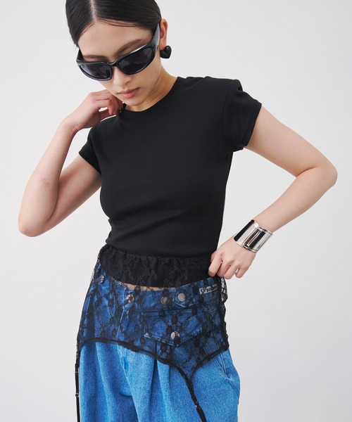 SOEMIN(ソミン)の「【SELECT】Shoulder pad mini T-shirt/ショルダーパッドミニTシャツ(Tシャツ/カットソー・レディース・ブラック/ホワイト・FREE)」の17枚目の写真