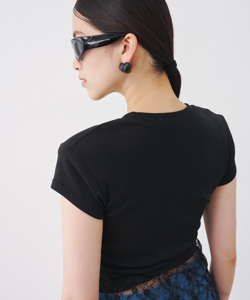 SOEMIN(ソミン)の「【SELECT】Shoulder pad mini T-shirt/ショルダーパッドミニTシャツ(Tシャツ/カットソー・レディース・ブラック/ホワイト・FREE)」の22枚目の写真