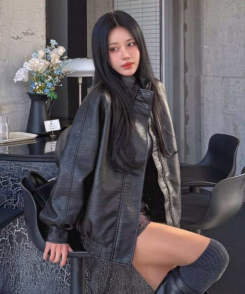 LADY VOLUME(レディーボリューム)の「9229 オーバーサイズ ウォッシングレザージャケット (ブラック)(ライダースジャケット・レディース・その他・FREE)」の2枚目の写真