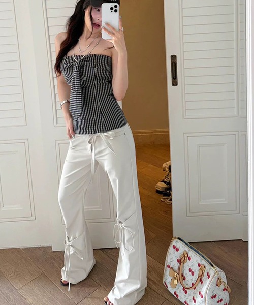 LYEON（リヨン）の「ネクタイリボンベアトップス（チューブトップ・レディース・ベージュ/ブラック・FREE）」の18枚目の写真