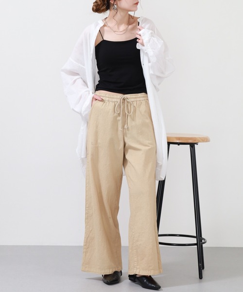 OMNES（オムネス）の「OMNES Another Edition 製品染めコットンイージーパンツ（その他パンツ・レディース・ベージュ/ミント・WOMENS M）」の10枚目の写真