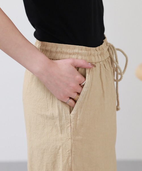 OMNES（オムネス）の「OMNES Another Edition 製品染めコットンイージーパンツ（その他パンツ・レディース・ベージュ/ミント・WOMENS M）」の8枚目の写真