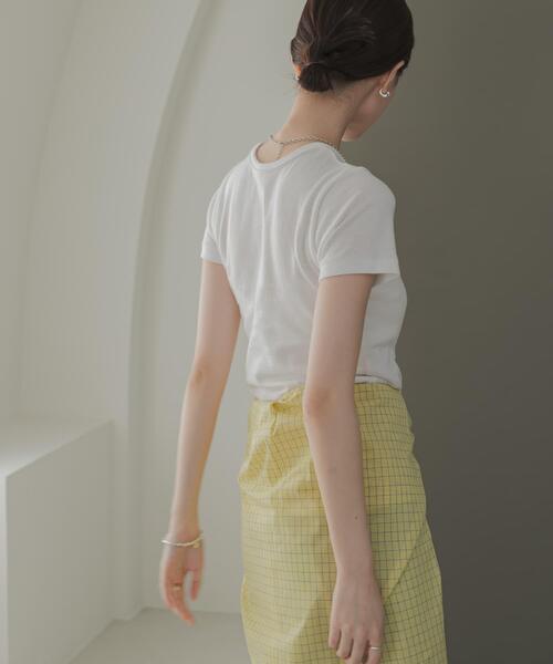 URBAN RESEARCH(アーバンリサーチ)の「THYARD コンパクトTシャツ(Tシャツ/カットソー・レディース・オフホワイト/ブラウン/ブラック・FREE)」の7枚目の写真