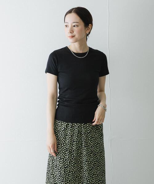 URBAN RESEARCH(アーバンリサーチ)の「THYARD コンパクトTシャツ(Tシャツ/カットソー・レディース・オフホワイト/ブラウン/ブラック・FREE)」の16枚目の写真