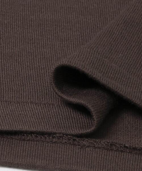 URBAN RESEARCH(アーバンリサーチ)の「THYARD コンパクトTシャツ(Tシャツ/カットソー・レディース・オフホワイト/ブラウン/ブラック・FREE)」の5枚目の写真