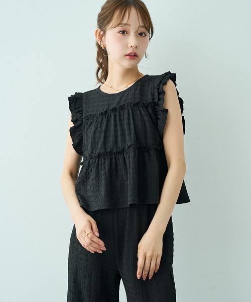 mil（ミル）の「[セットアップ] フリルブラウス×リラックスパンツ【588206】（サロペット/オーバーオール・レディース・ダークブラウン/サンドベージュ/ブラック・FREE/S/XS）」の8枚目の写真