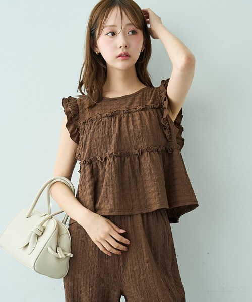 mil（ミル）の「[セットアップ] フリルブラウス×リラックスパンツ【588206】（サロペット/オーバーオール・レディース・ダークブラウン/サンドベージュ/ブラック・FREE/S/XS）」の15枚目の写真
