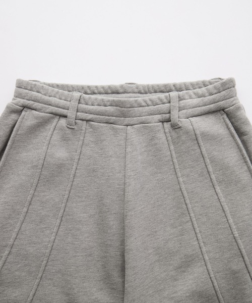 cussil(クシル)の「【cussil/クシル】スパイラルシームカーブデザインワイドスウェットパンツ(スウェットパンツ・メンズ・グレー/ブラック・S/L/M)」の20枚目の写真