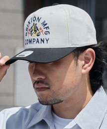 BRIXTON（ブリクストン）の「BRIXTON/ブリクストン LOST IN REALITY NP MP TRUCKER / PEGASUS C NP MP TRUCKER / TROPHY HORSE C NP MP SNPBK 帽子 キャップ フロント刺繍 配色 ツートン バイカラー カーブバイザー メンズ レディース 2026年 夏 夏服（キャップ）」