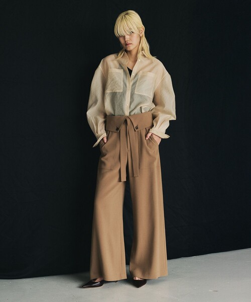 ROPE'(ロペ)の「【一部店舗限定】【REALM(レルム)】BAKER PANTS|ワイドパンツ(その他パンツ・レディース・ブラウン系その他3/ベージュ・38/36)」の14枚目の写真
