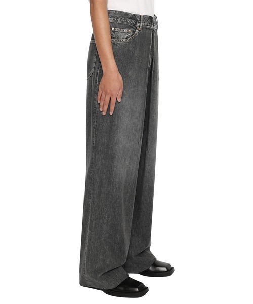 JOHN LAWRENCE SULLIVAN(ジョンローレンスサリバン)の「【JOHN LAWRENCE SULLIVAN】WASHED DENIM WIDE PANTS (SHORT LENGTH)(デニムパンツ・メンズ・ブルー/ブラック・46/48/44)」の5枚目の写真