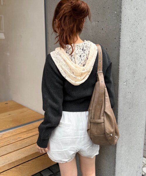 w closet(ダブルクローゼット)の「レースフーディーニットカーデ(ニット/セーター・レディース・グリーン/ブルー/アイボリー/チャコールグレー/ブラウン・FREE)」の14枚目の写真