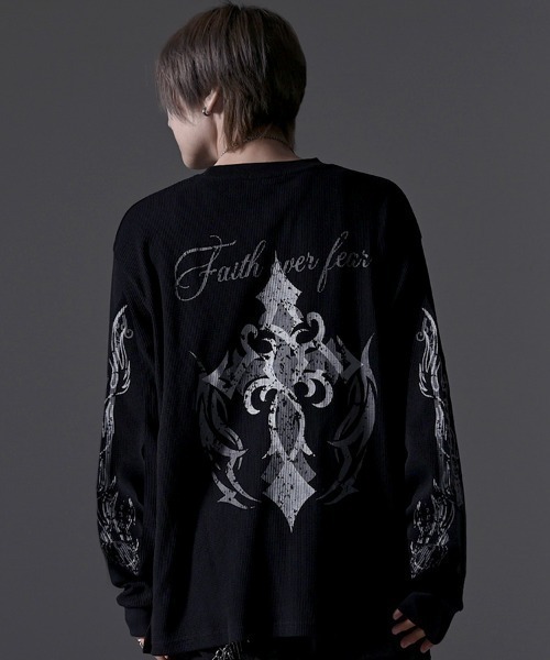 RUDOL(ルドル)の「『RUDOL/ルドル』クロススカルグラフィックワッフルロンT(Tシャツ/カットソー・メンズ・ホワイト/ブラック/ブラック系1/ホワイト系1・L/M)」の3枚目の写真