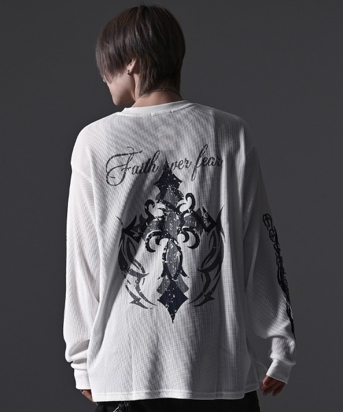 RUDOL(ルドル)の「『RUDOL/ルドル』クロススカルグラフィックワッフルロンT(Tシャツ/カットソー・メンズ・ホワイト/ブラック/ブラック系1/ホワイト系1・L/M)」の6枚目の写真
