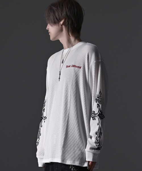 RUDOL(ルドル)の「『RUDOL/ルドル』クロススカルグラフィックワッフルロンT(Tシャツ/カットソー・メンズ・ホワイト/ブラック/ブラック系1/ホワイト系1・L/M)」の12枚目の写真