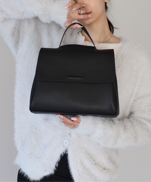 &MARKS(アンドマークス)の「C33【本革】2WAYフラップハンドバッグ(ハンドバッグ・レディース・ブラウン/ブラック/ホワイト×ブラウン/グレー・FREE)」の3枚目の写真