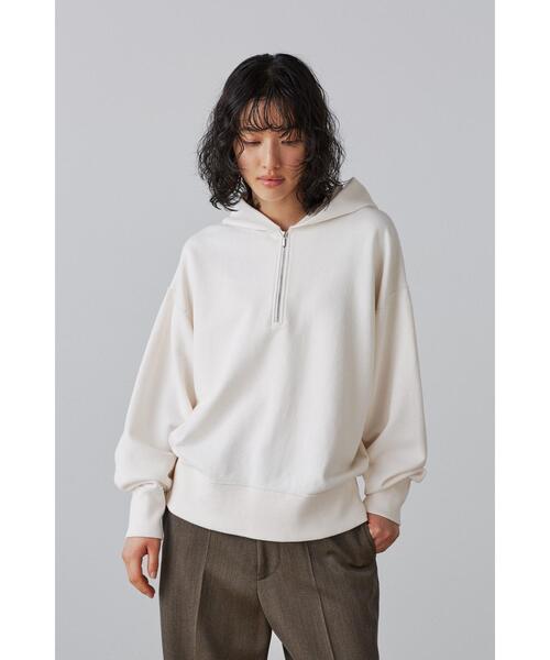 YLEVE（イレーヴ）の「YLEVE / COTTON FLEECE HOODIE（パーカー・レディース・ホワイト・1）」の16枚目の写真