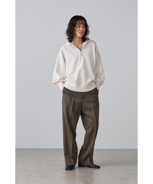 YLEVE（イレーヴ）の「YLEVE / COTTON FLEECE HOODIE（パーカー・レディース・ホワイト・1）」の2枚目の写真