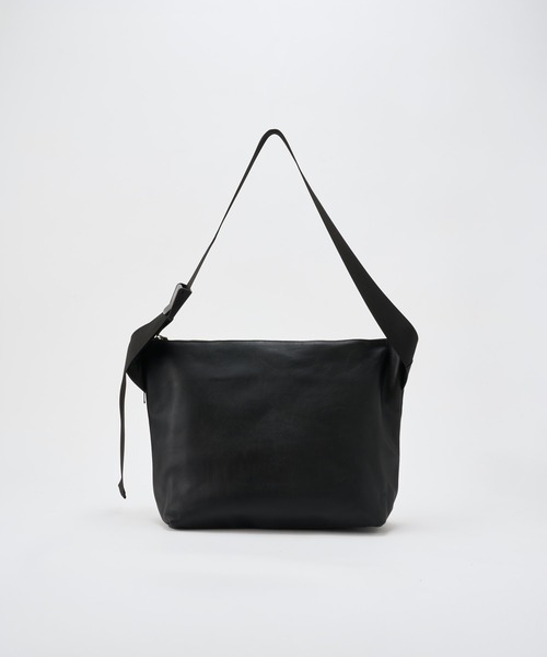 ADAM PATEK(アダムパテック)の「【ADAMPATEK/アダムパテック】w/r leather medium shoulder bag レザーミディアムショルダーバッグ(ショルダーバッグ・レディース・ブラック・FREE)」の5枚目の写真