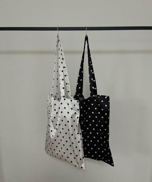 AMAIL(アマイル)の「Daily Together dot bag(トートバッグ・レディース・ブラック/アイボリー・FREE)」の4枚目の写真