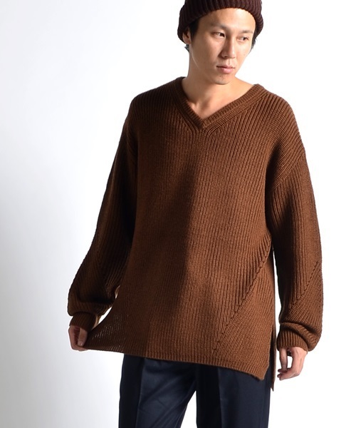 SHIPS JET BLUE（シップスジェットブルー）の「SHIPS JET BLUE: アゼ編み スリットニット（ニット/セーター・メンズ・ブラウン/オリーブ/ブラック・MEDIUM/LARGE）」の2枚目の写真