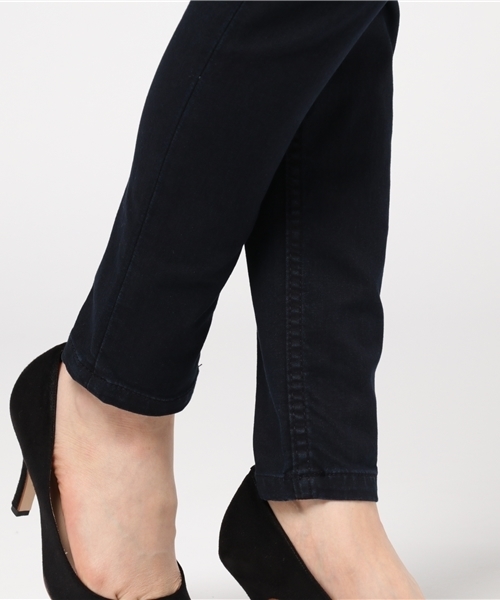 CIAOPANIC TYPY（チャオパニックティピー）の「デニムスキニーパンツ（デニムパンツ・レディース・インディゴブルー/ネイビー/ブルー・SMALL/LARGE/MEDIUM）」の10枚目の写真