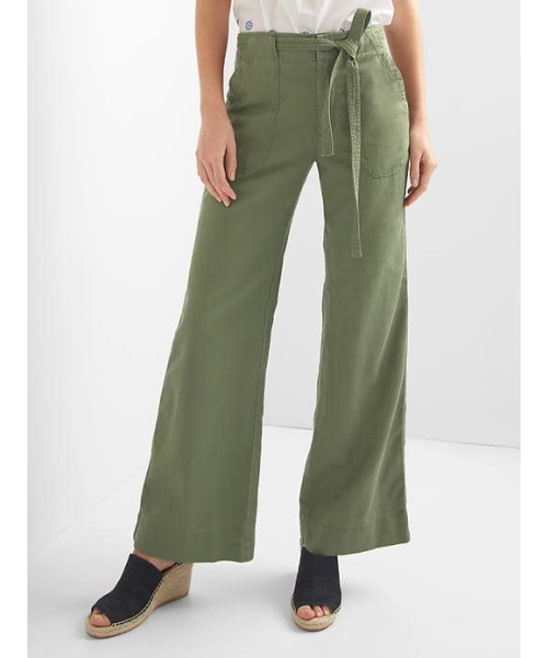 GAP（ギャップ）の「タイベルト ワイドレッグパンツ（その他パンツ・レディース・ダークネイビー/オリーブ/ホワイト・2/0/00/8/000/4/6）」の2枚目の写真