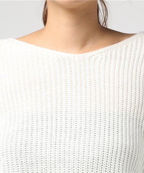 Re:EDIT（リエディ）の「ワイドスリーブバッククロスニットトップス（ニット/セーター・レディース・ホワイト/ブラック/ブラウン/ブルー/レッド・MEDIUM）」の8枚目の写真