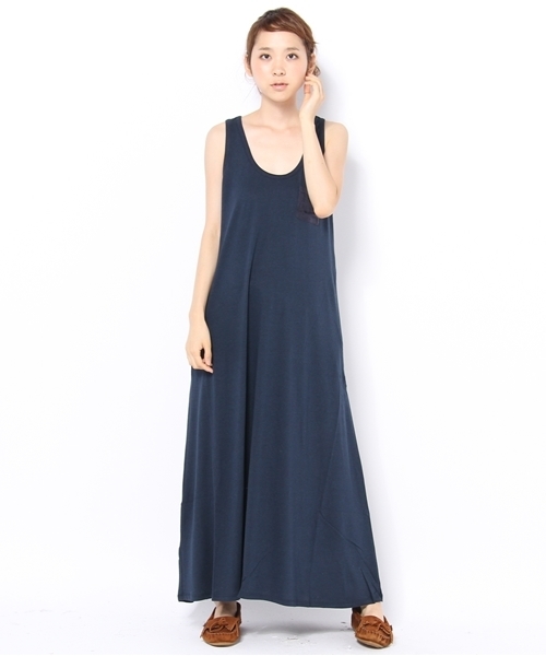 green label relaxing(グリーンレーベルリラクシング)の「GC リヨセルC マキシワンピース NS(ワンピース・レディース・グレー/ブラック/オレンジ/ダークグリーン/ワインレッド/ターコイズブルー/ネイビー/ベージュ/ロイヤルブルー・36/38)」の7枚目の写真