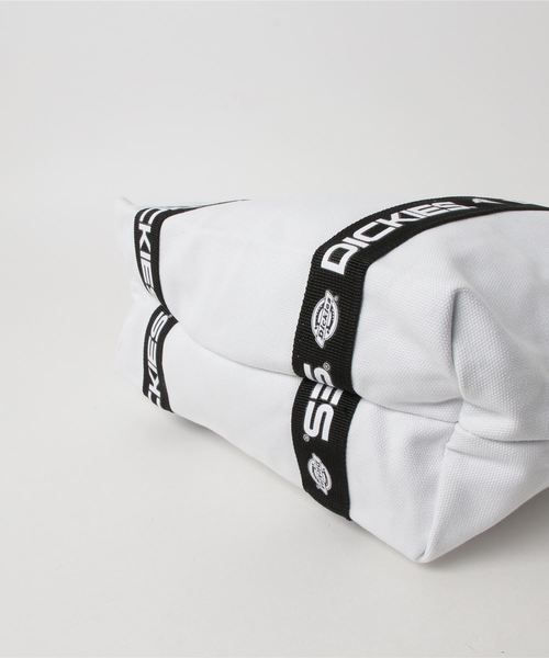 Dickies(ディッキーズ)の「_Dickies LOGO TAPE 2WAY SHOULDER BAG(ショルダーバッグ・レディース・ホワイト/ブラック/ベージュ/ネイビー・FREE)」の5枚目の写真