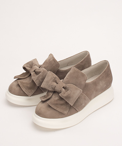 Jeffrey Campbell(ジェフリーキャンベル)の「ホワイトソールリボン付レザースリッポン(スニーカー・レディース・ブラック/グレー・38/36/37/39)」の4枚目の写真